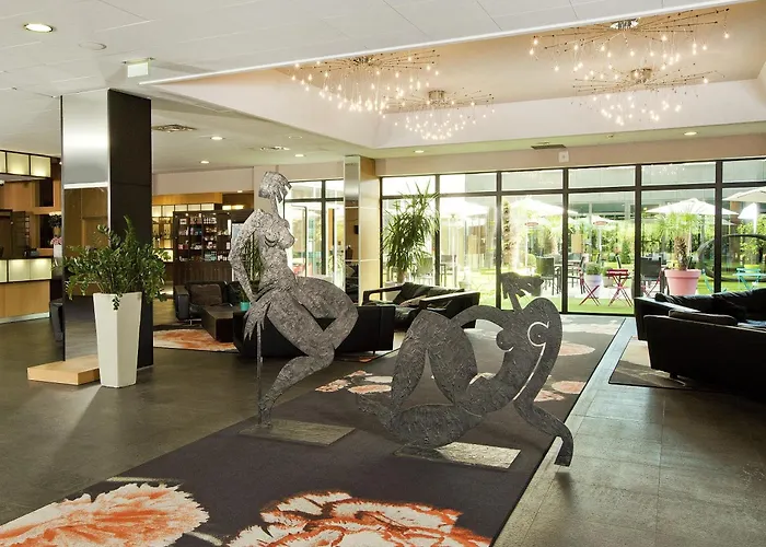 Residhome Suites Paris Sénart