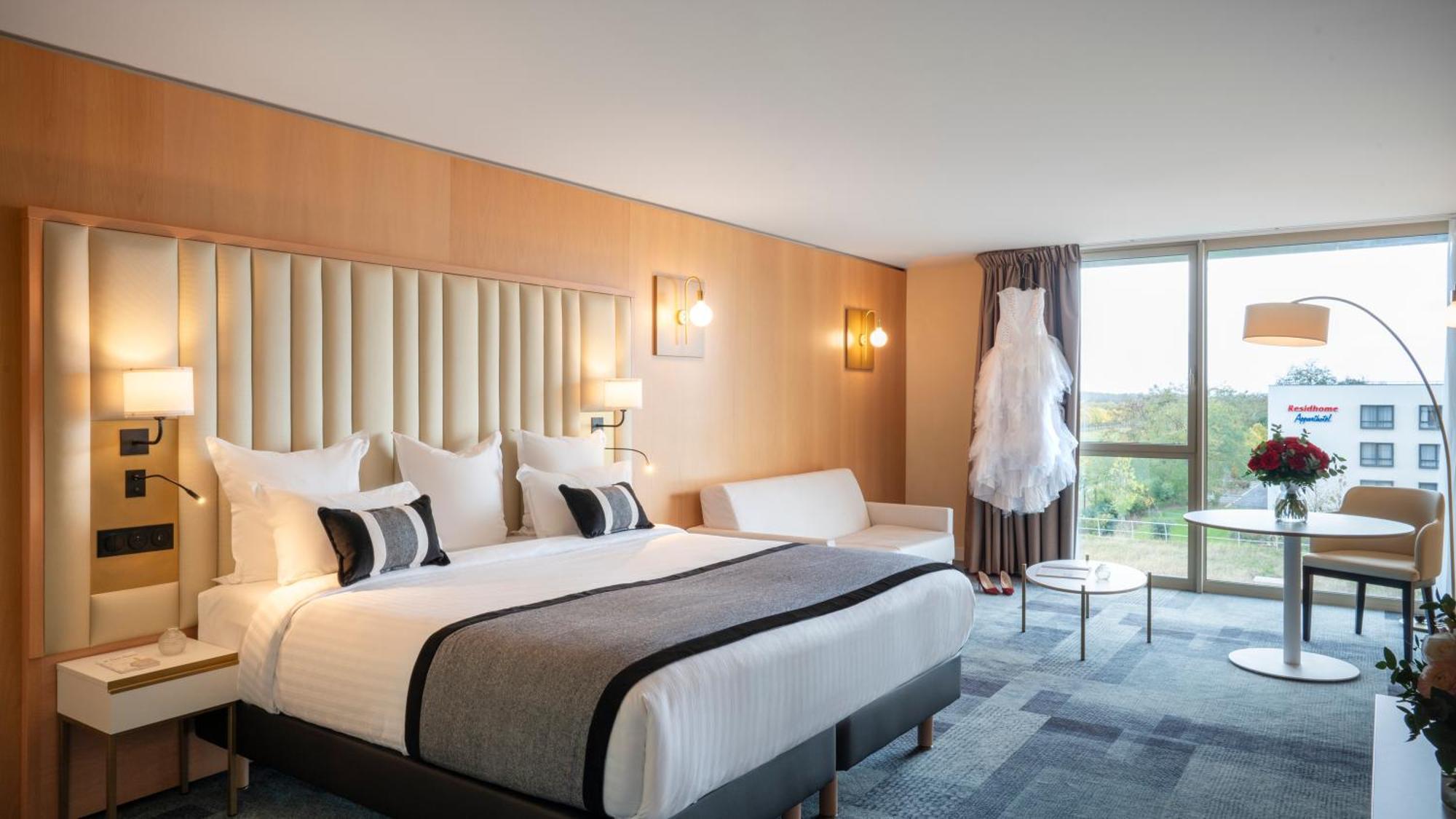 Apartahotel Residhome Paris Sénart 4*